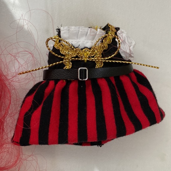 Na! Na! Na! Surprise Fashion Pirate Doll 7” tall Sparkle Series - Picture 15 of 16